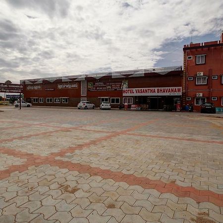 Oyo 42678 Hotel Vasantha Bhavanam Saver Coimbatore Buitenkant foto