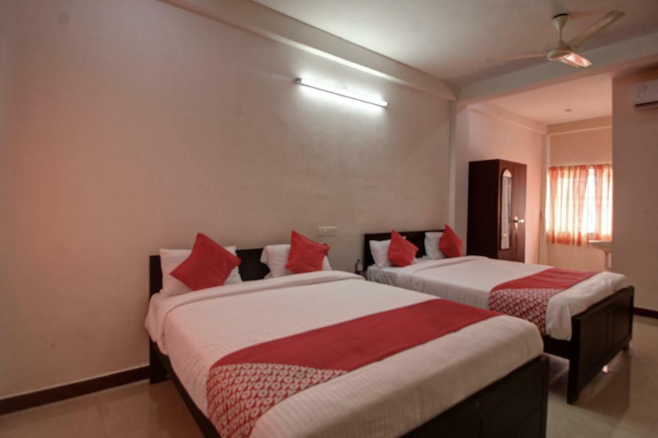 Oyo 42678 Hotel Vasantha Bhavanam Saver Coimbatore Buitenkant foto